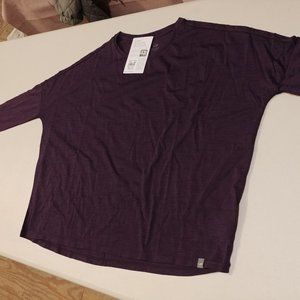 Icebreaker women's scoop neck long sleeved merino wool base layer top